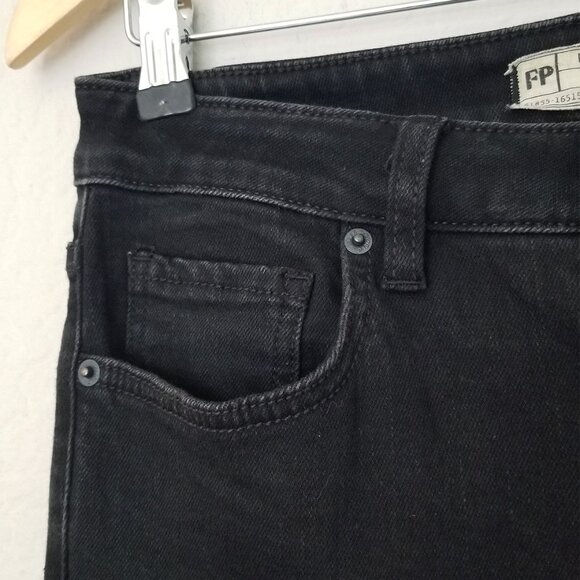Free People High Waist Flared Bell Bottom Jeans Size 28 Black Stretch Comfy Boho - Picture 9 of 13